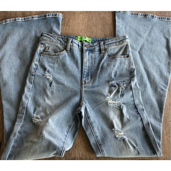 Sandrine Rose Super Flair Distressed Jeans in Rock - 31 - Picture 7 of 11